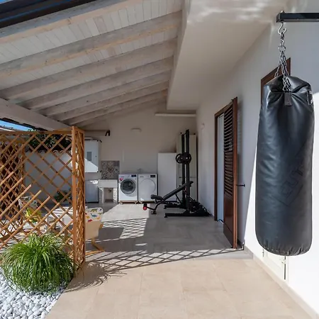 Perla Con Piscina Privata E Accesso Al Mare